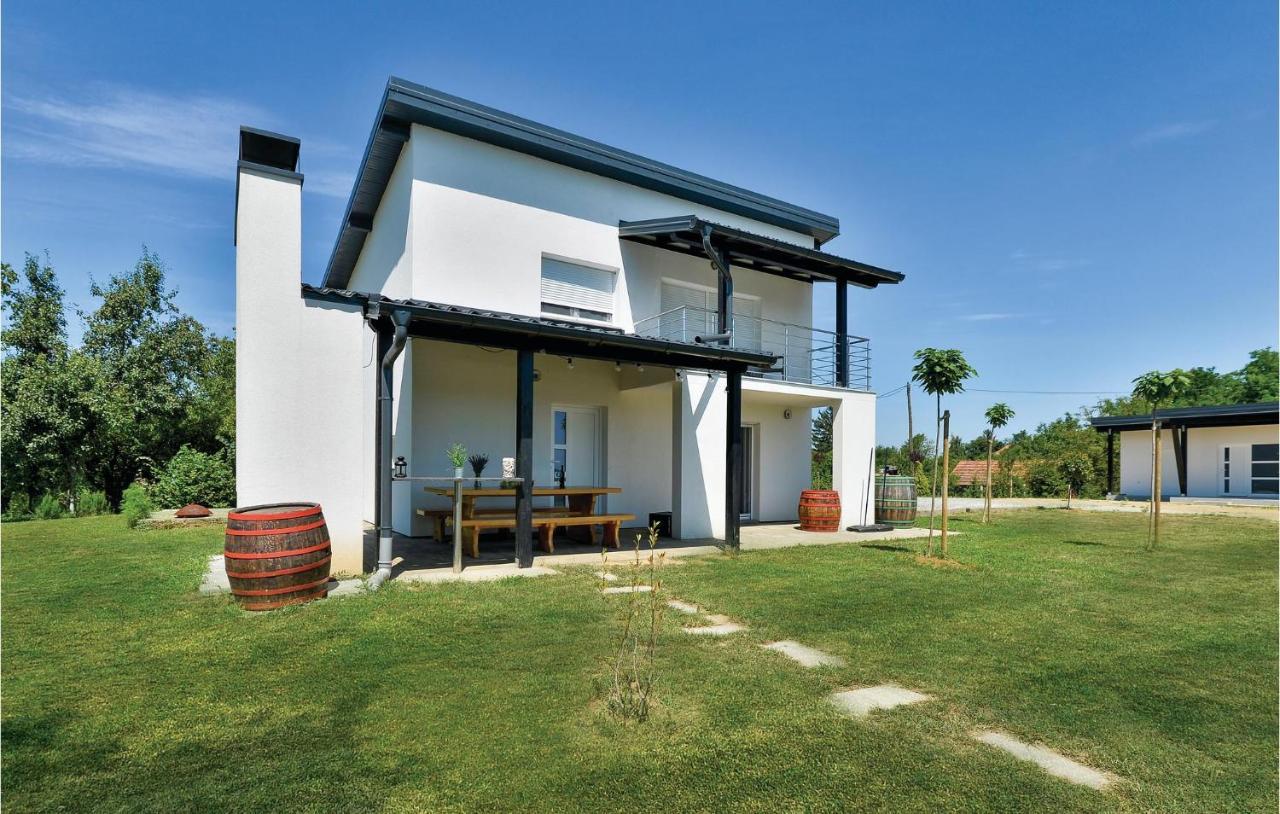 8 Bedroom Lovely Home In Durdevac Thurdevac Ngoại thất bức ảnh